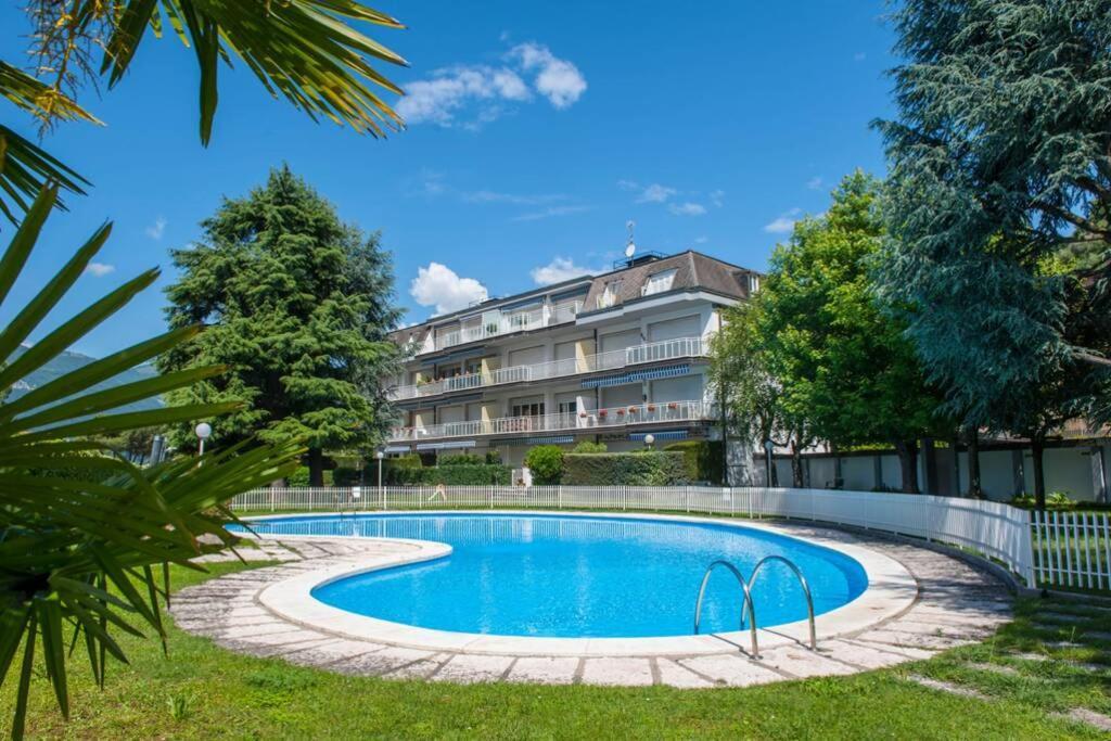 Casa Rodella Apartment Marone Bagian luar foto