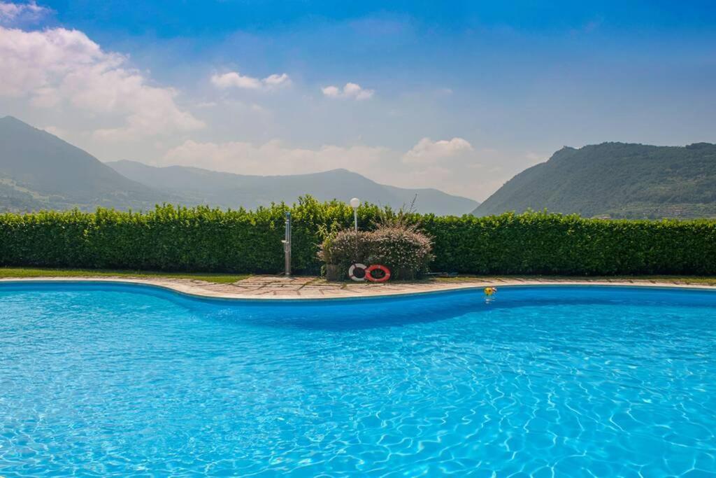 Casa Rodella Apartment Marone Bagian luar foto